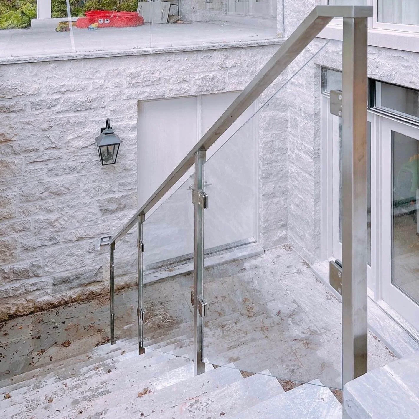 glass railing